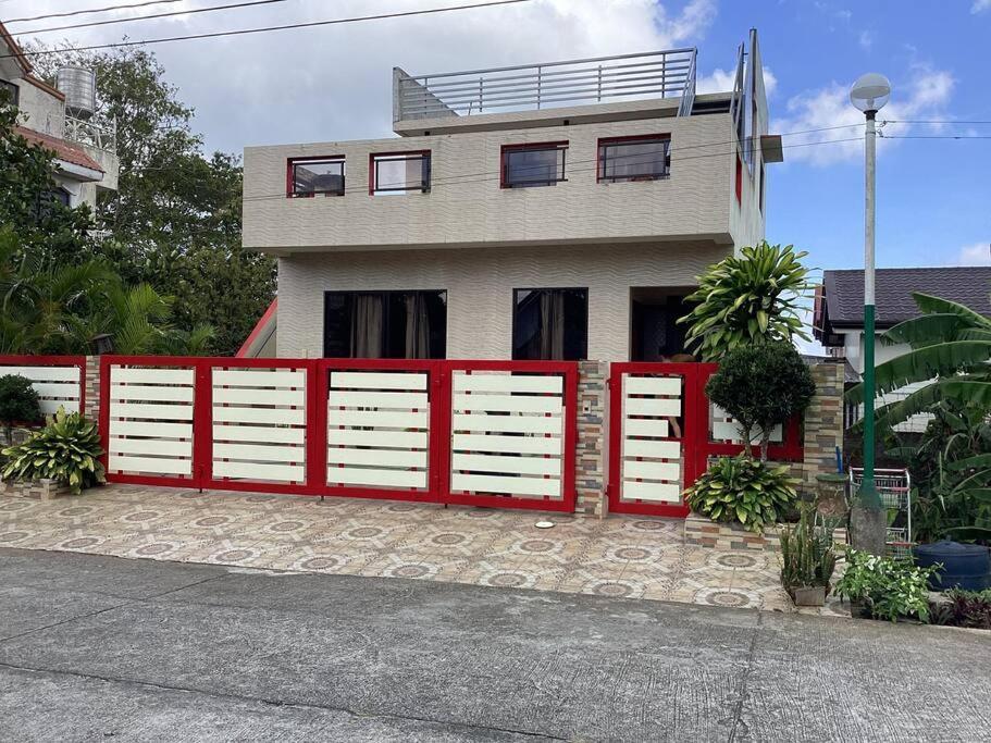 Four Bedroom Staycation House In Tagaytay Tagaytay City Bagian luar foto